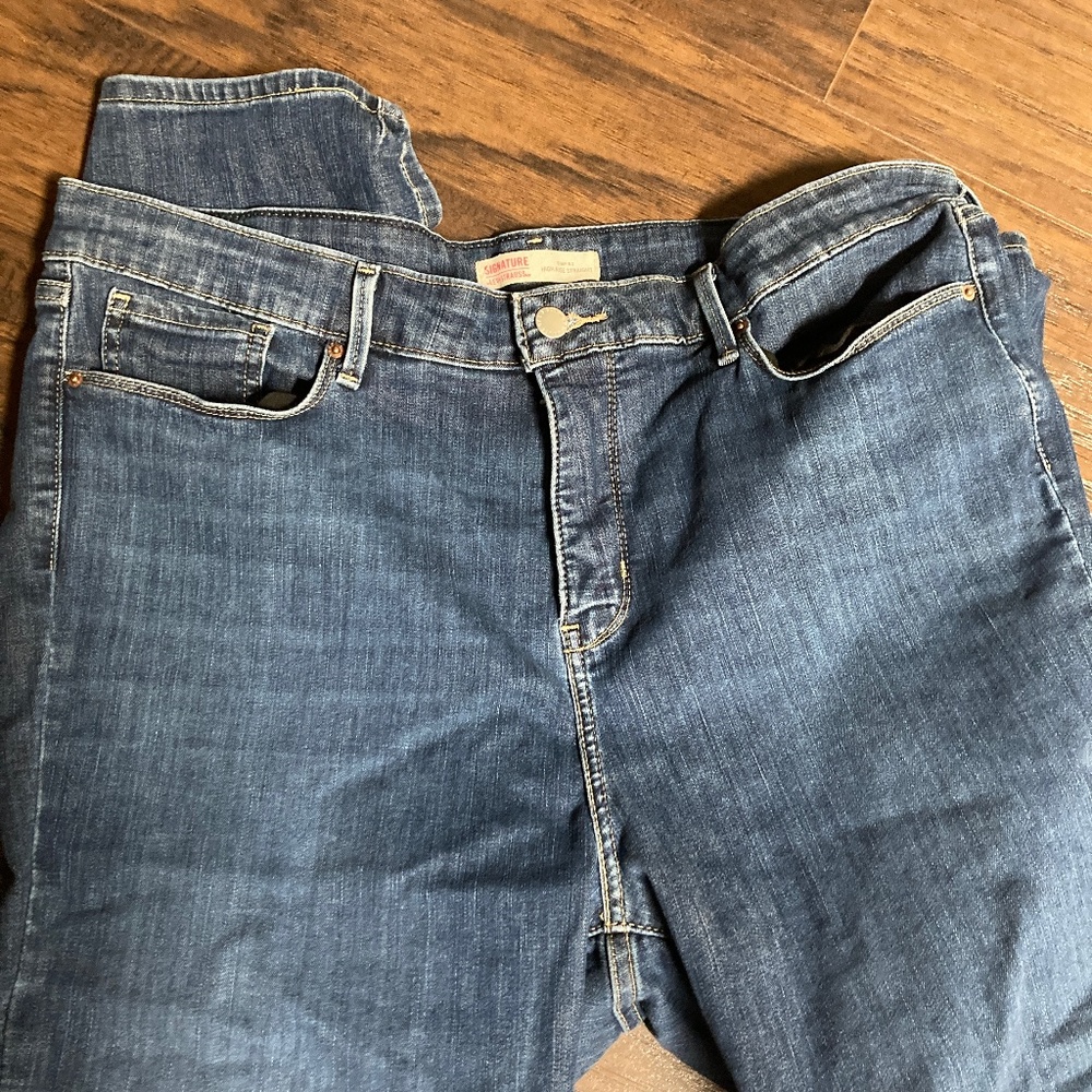 Women’s jeans size 18
